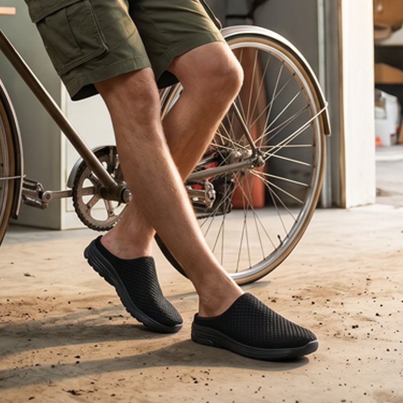 👟☁️Casual Comfort Breathable Mesh Slippers – Lightweight, airy, slip-on style – indoor & outdoor comfort. 🔥☀️