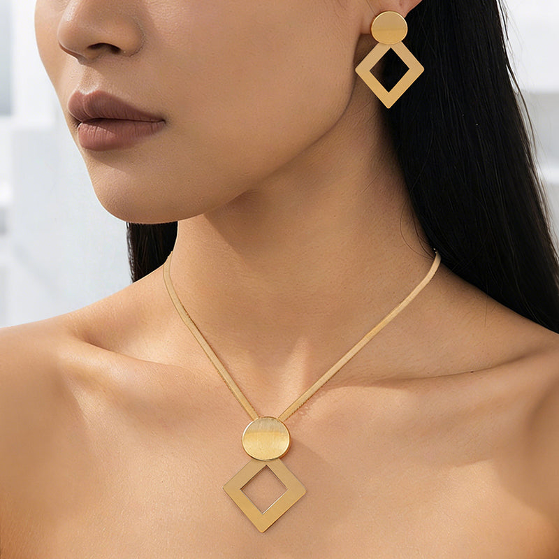 ✨ Modern Geometric Jewelry Set – Gold-Plated, Lightweight, Chic 🔶