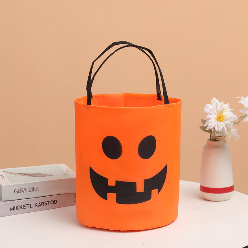 🎃🦇Light Up Halloween Candy Bucket